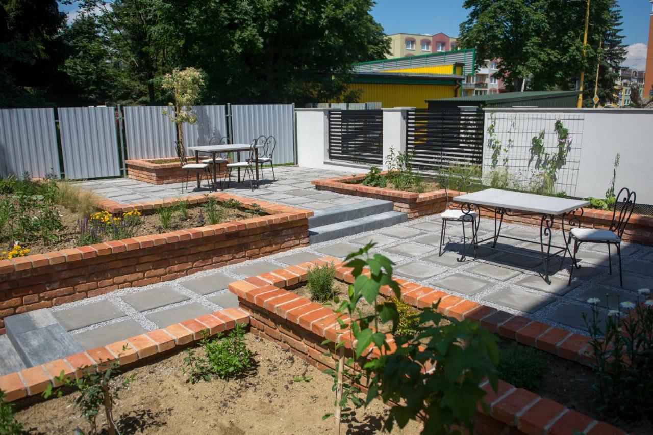 Bed and Breakfast Stara Posta Свидник Экстерьер фото